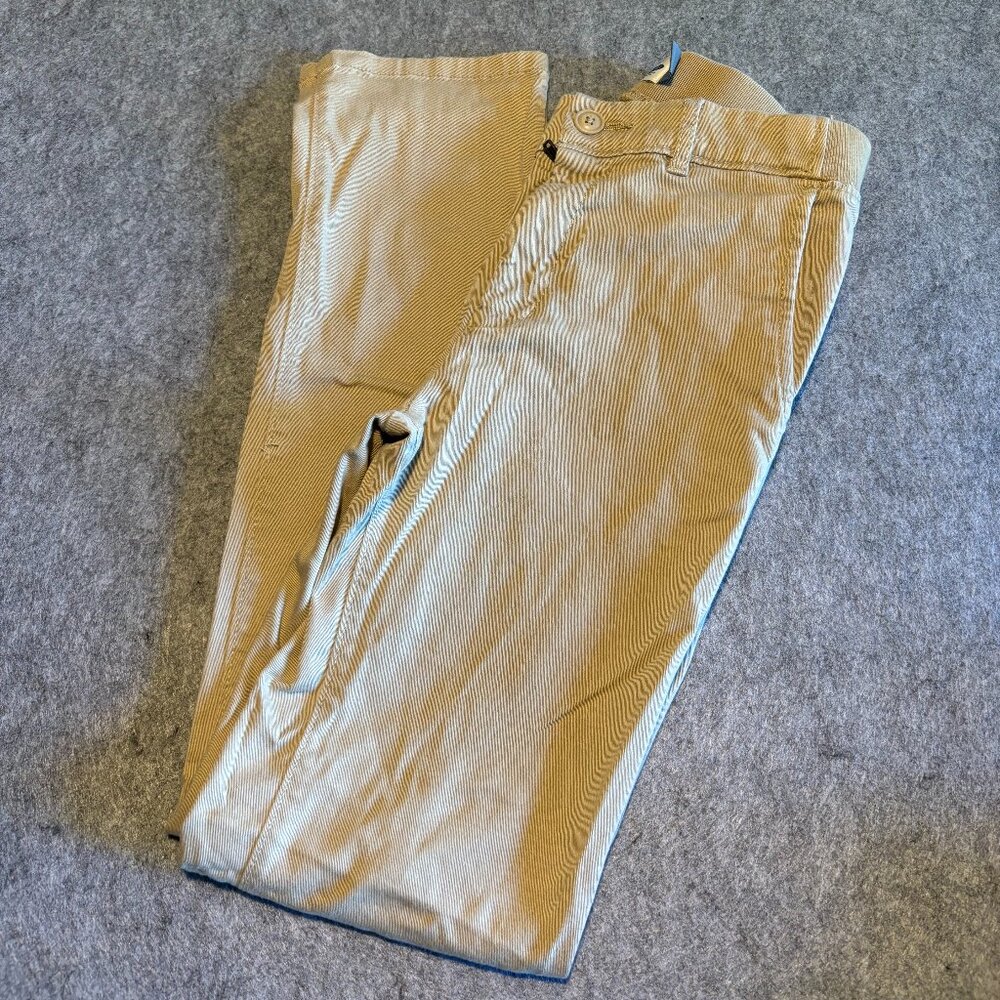Old Navy Slim Taper Khaki pants